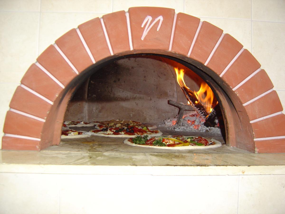 Gasthof Pizzeria Unterwirt Collepietra  Εξωτερικό φωτογραφία