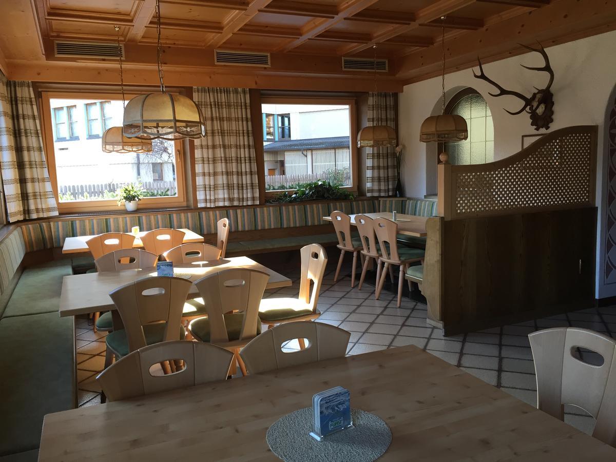 Gasthof Pizzeria Unterwirt Collepietra  Εξωτερικό φωτογραφία